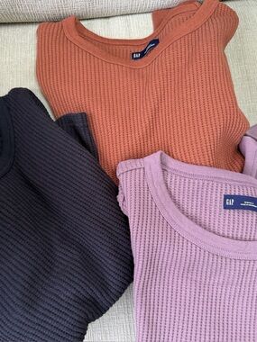 NWOT SET OF THREE GAP Woman's 
Waffle Thermal Top Size S
